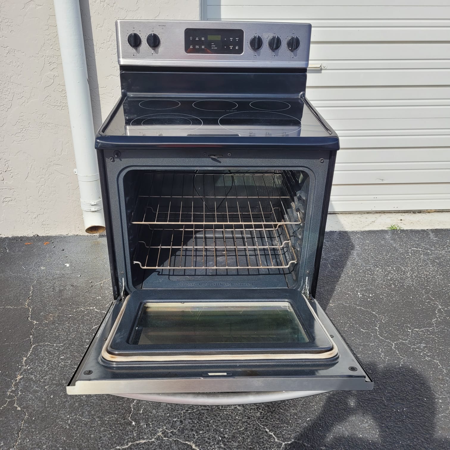 Frigidaire Stainless Steel Electric Stove Frigidaire Stainless Steel Electric Stove
